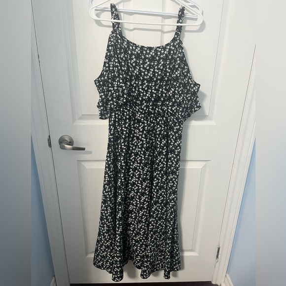 Bloomchic | Dress | Size 14-16 | EUC - Picture 3 of 8